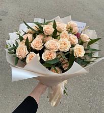 Букет Кремовые розы Латте в Мелеузе