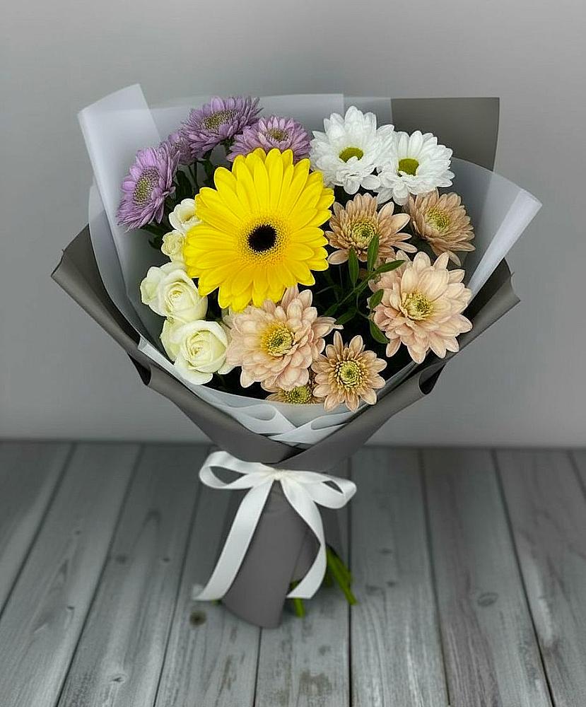 Букет цветов из: Розы, Герберы и Хризантемы в Мелеузе