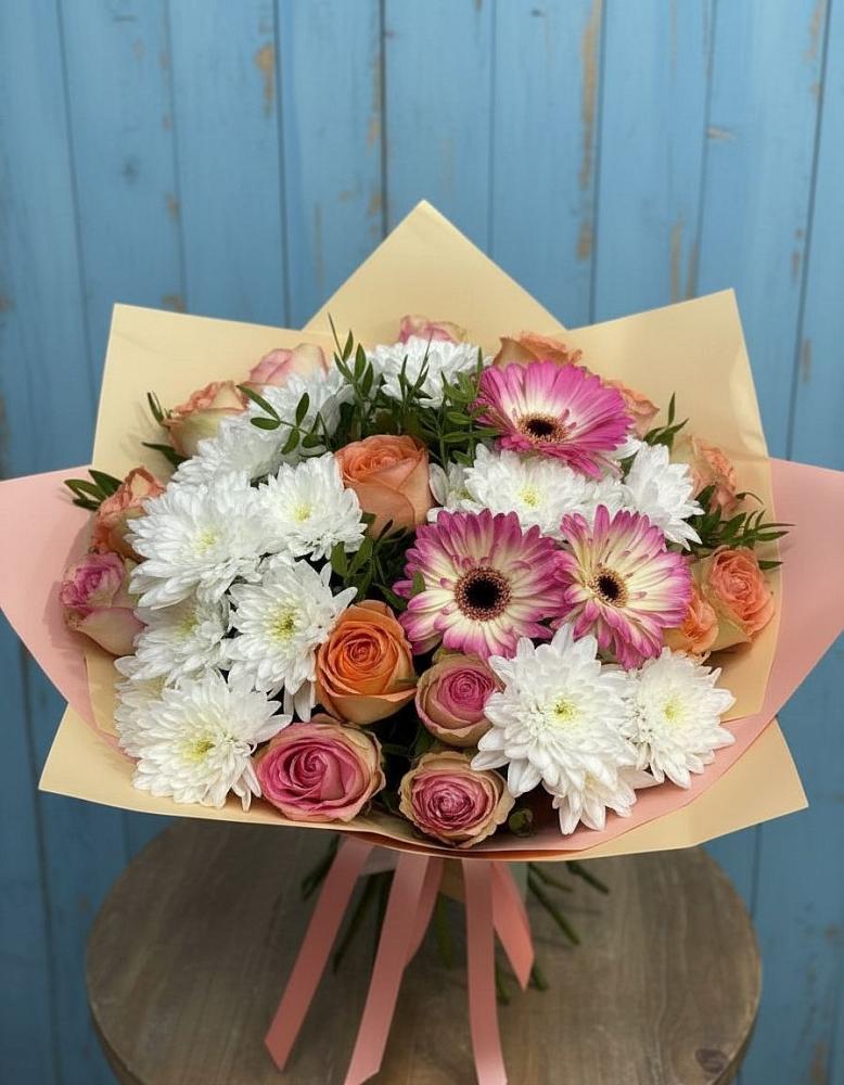 Букет цветов из: Розы, Герберы и Хризантемы в Мелеузе