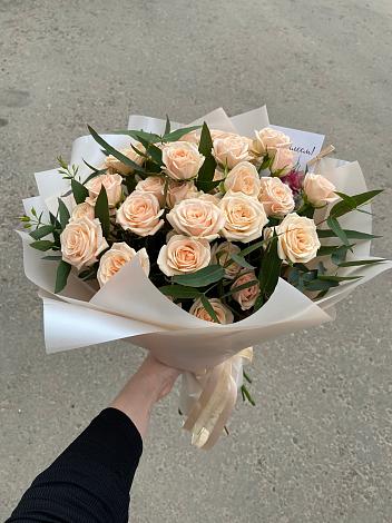 Букет Кремовые розы Латте в Мелеузе