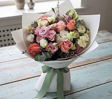 Букет цветов из:  Розы, Лизиантусы и Гвоздики в Мелеузе