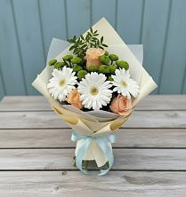 Букет цветов из:  Герберы, Розы и Хризантемы в Мелеузе